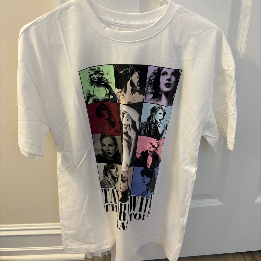 Size XS Taylor Swift Eras T-shirt new